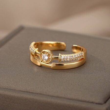 Zirconia Radiance in Gold