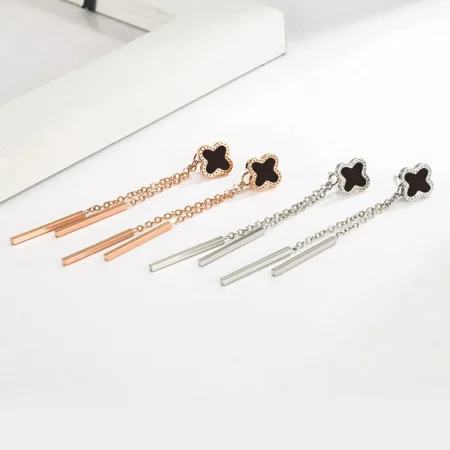 Leaf Clover Earrings